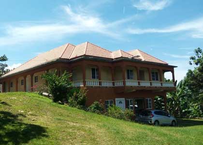 Middleground Mini Resort